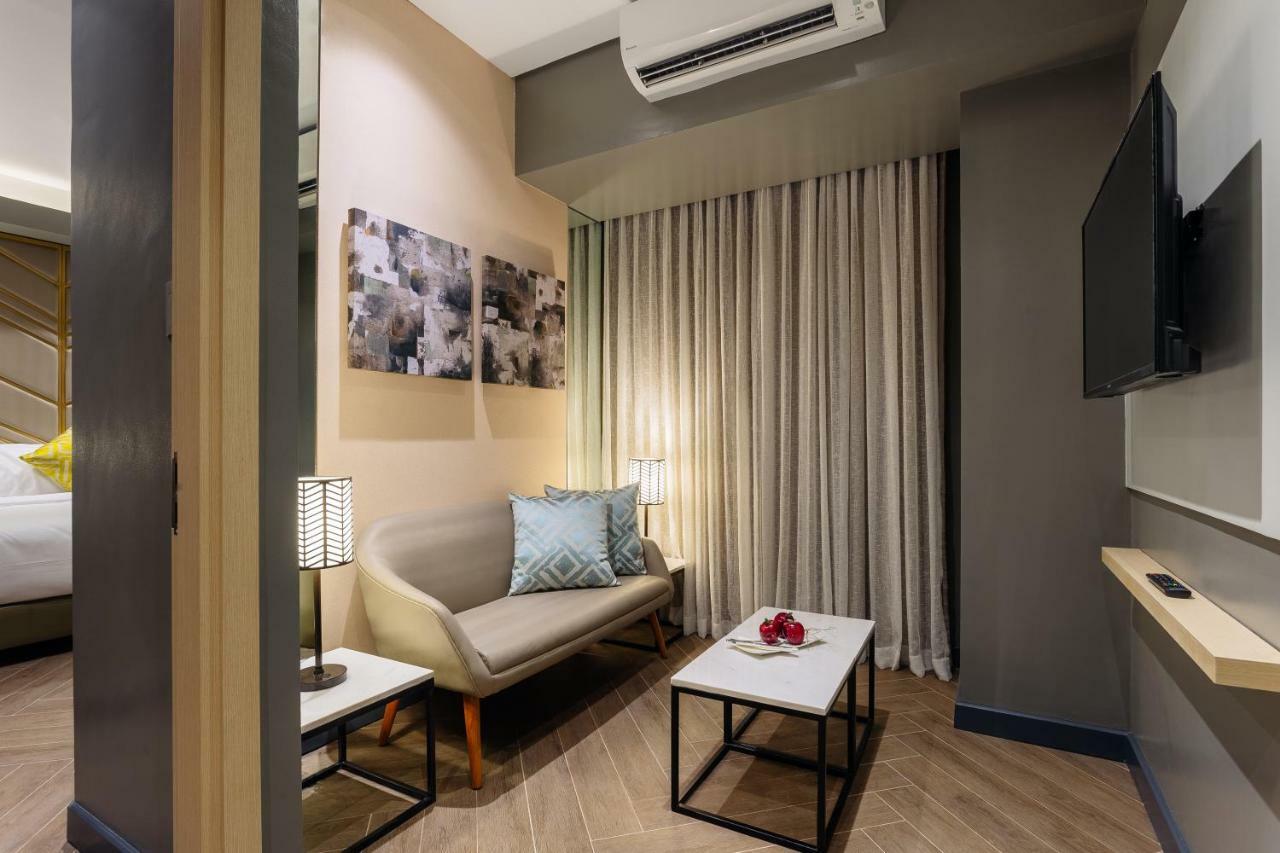 Summit Hotel Greenhills Quezon City Dış mekan fotoğraf
