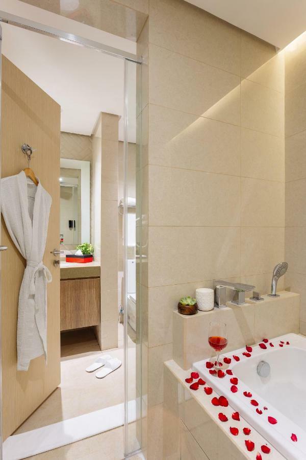 Summit Hotel Greenhills Quezon City Dış mekan fotoğraf