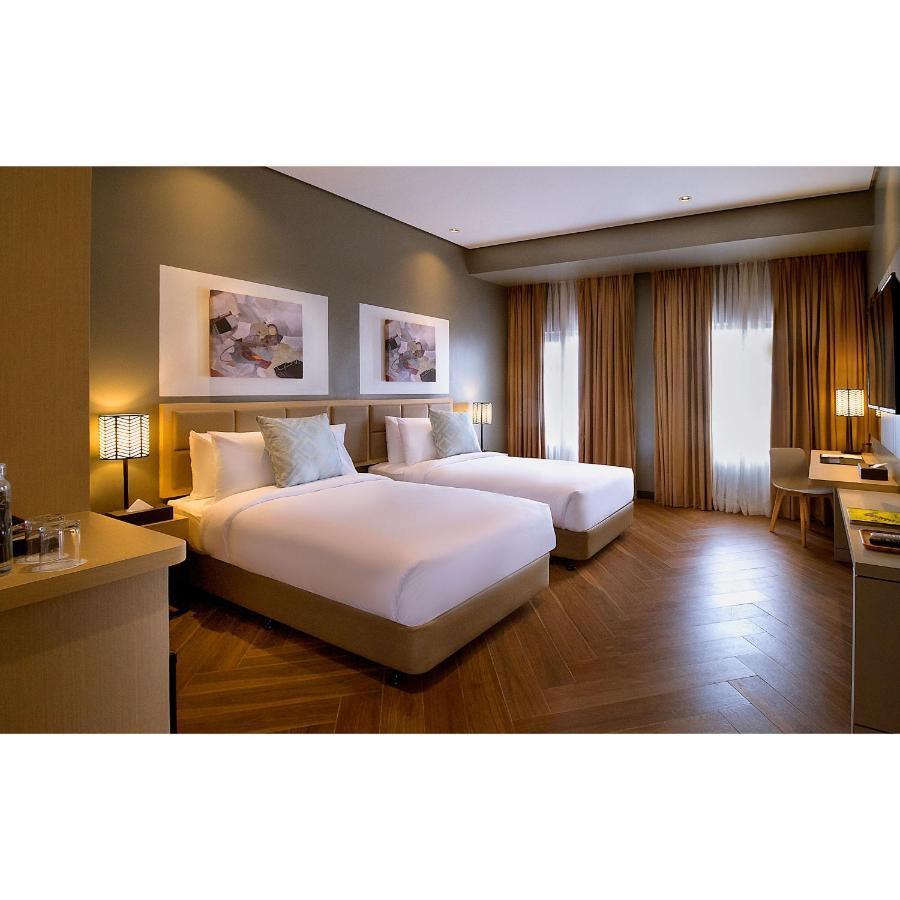 Summit Hotel Greenhills Quezon City Dış mekan fotoğraf