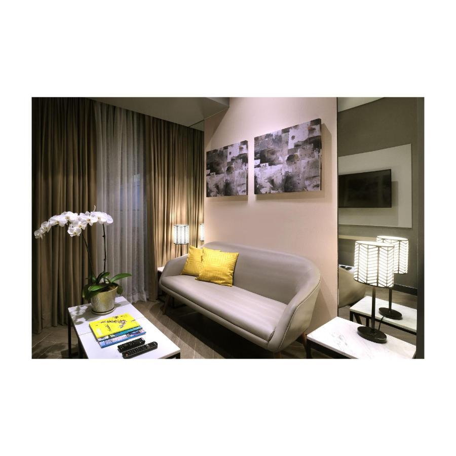 Summit Hotel Greenhills Quezon City Dış mekan fotoğraf
